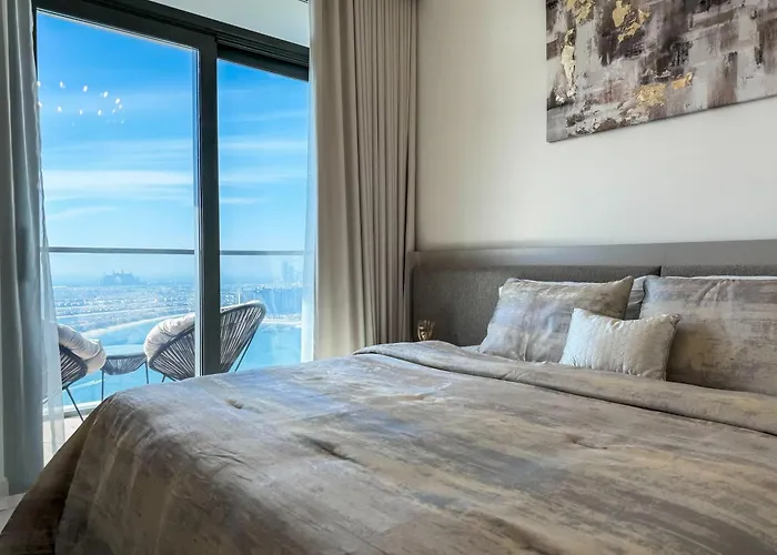 Panoramic Escape With Private Beach, 2Br On High Floor